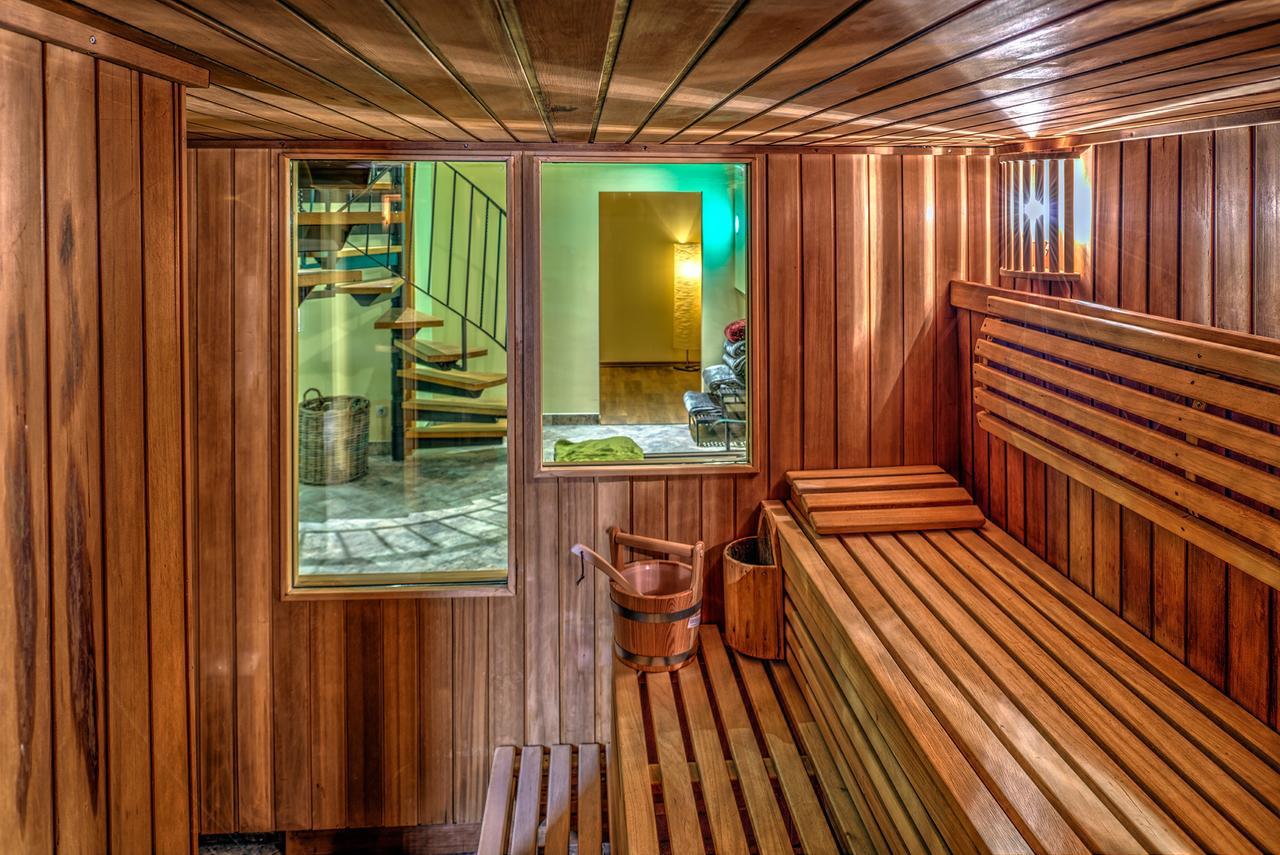 Landhotel Schwarzer Adler Suelzetal Экстерьер фото